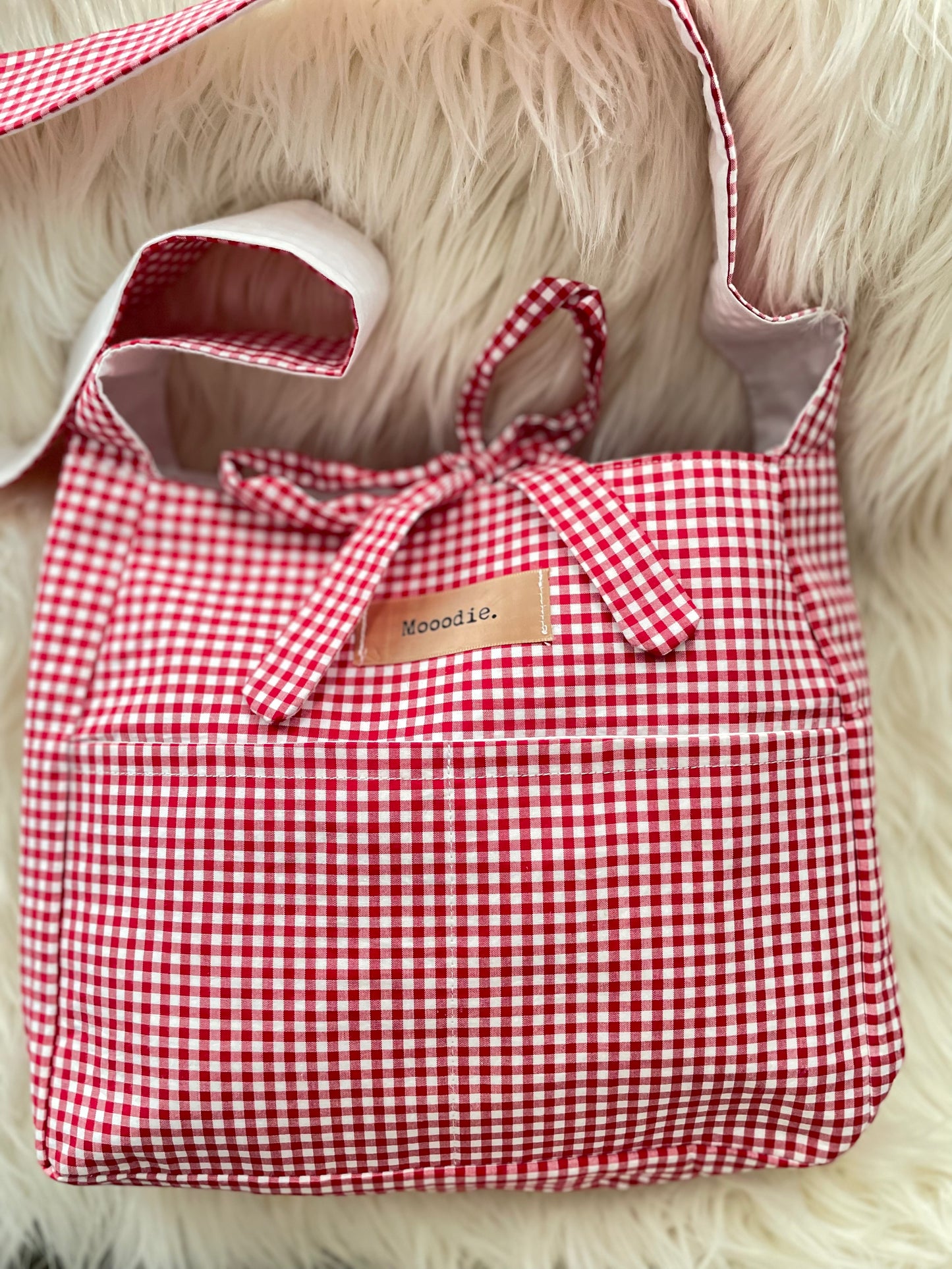 Gingham bowtie shoulder bag