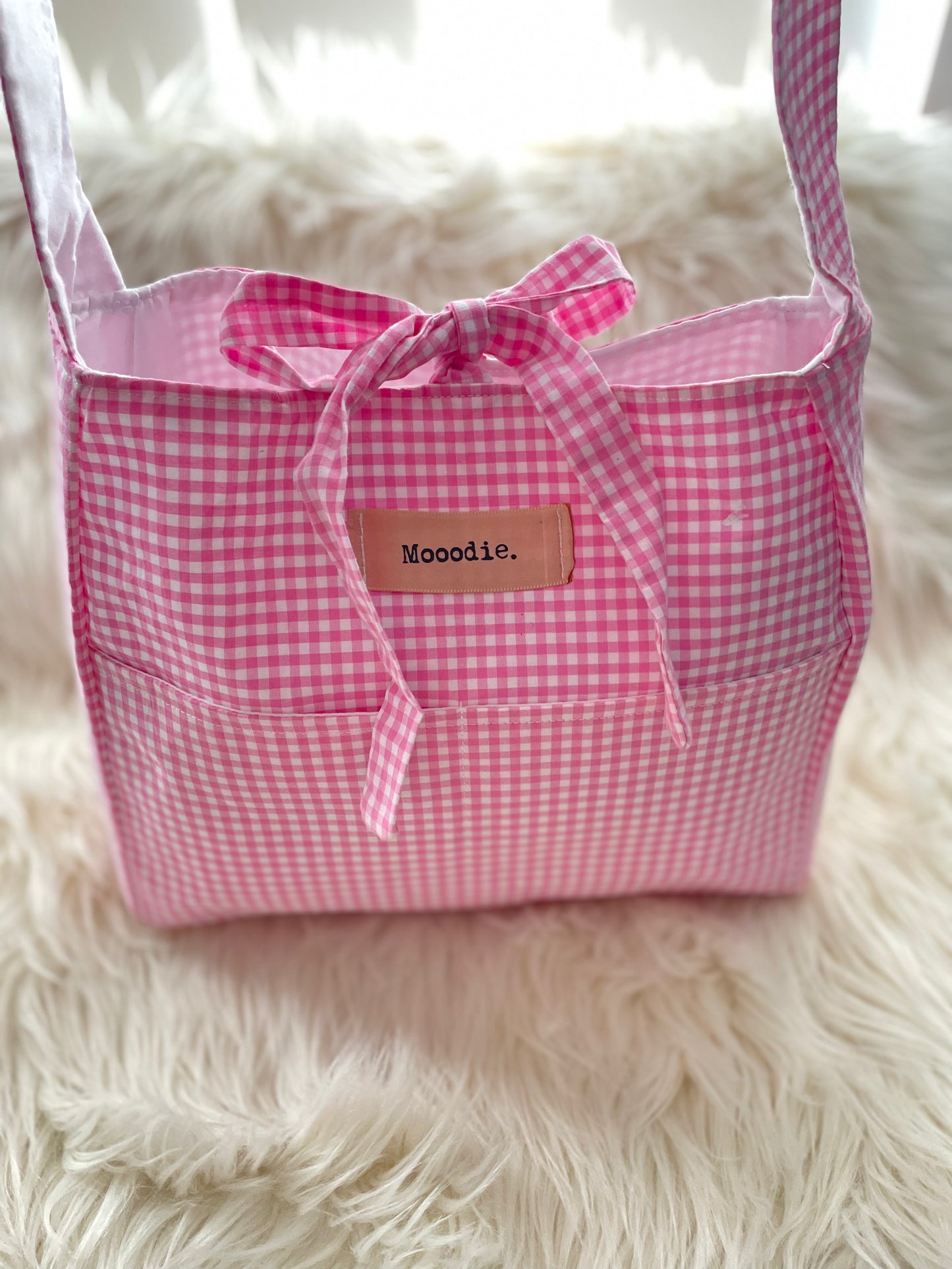 Gingham bowtie shoulder bag